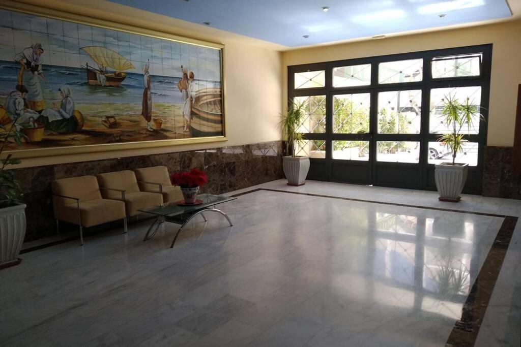 Appartement Vue Sur Mer Avenue De L'Europe ベニドルム エクステリア 写真